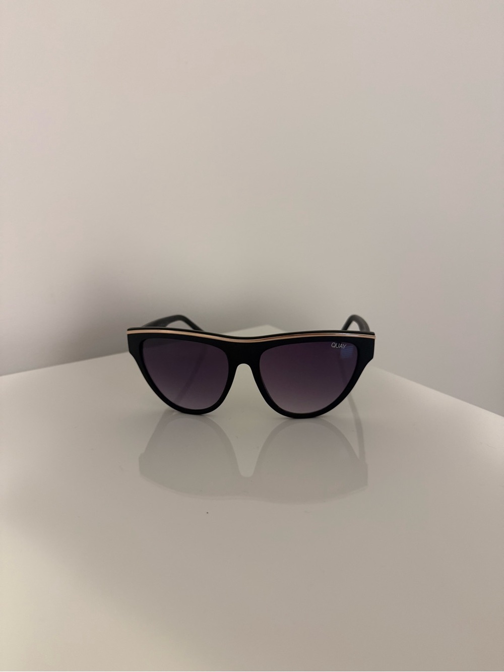 Quay Australia Black Cat-Eye Sunglasses with Gold Trim and Gradient Lenses